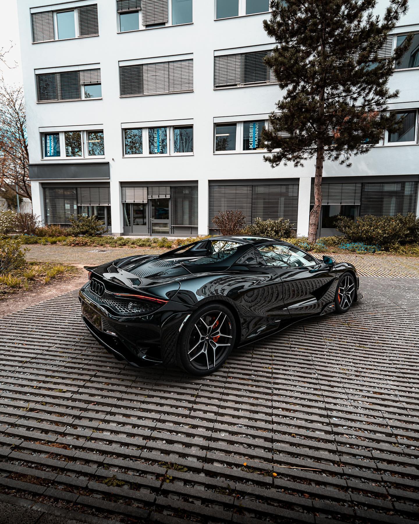迈凯伦765LT Spider