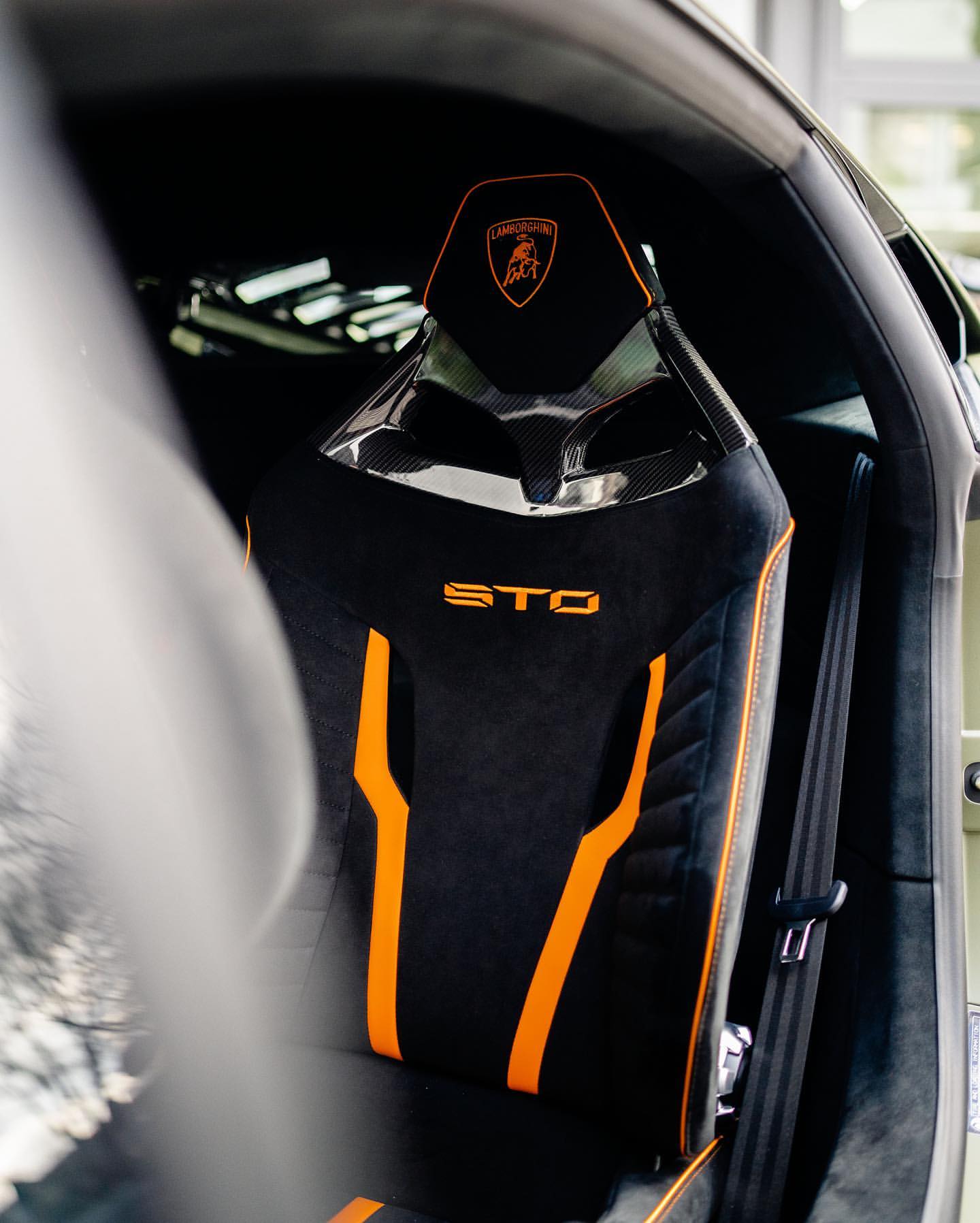 兰博基尼Huracán STO