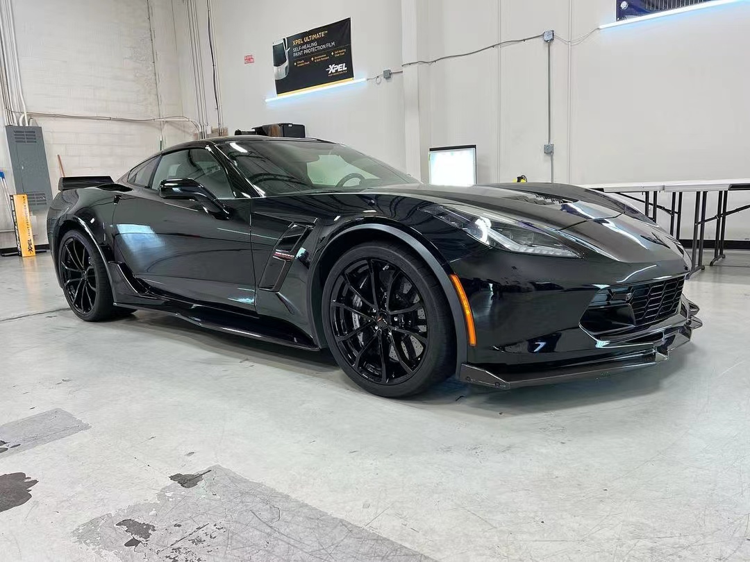 雪佛兰C8 Corvette